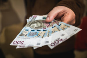 Pożyczka pieniędzy banknoty 500 złotych